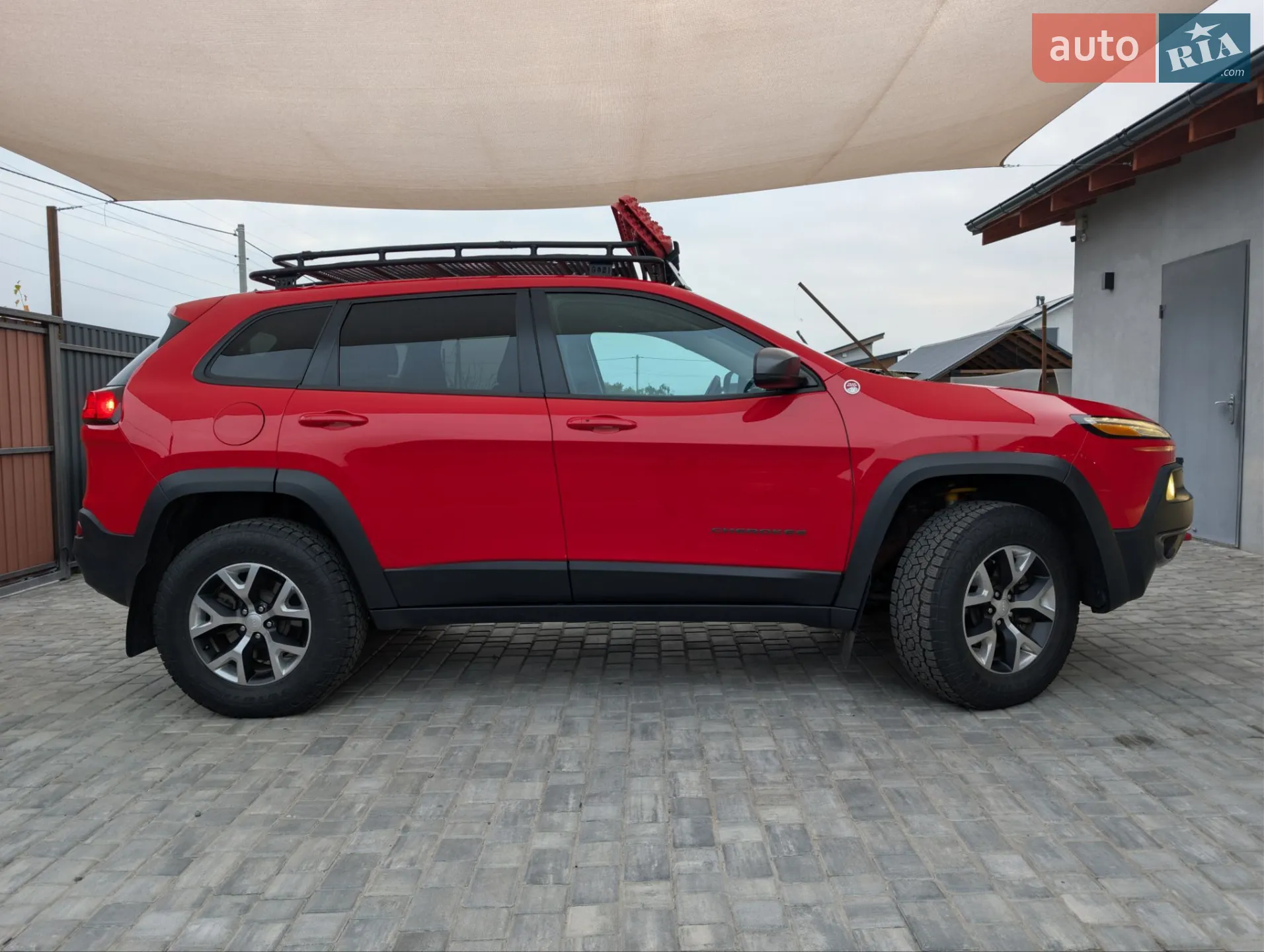 2017 Jeep Cherokee - мініатюра 3