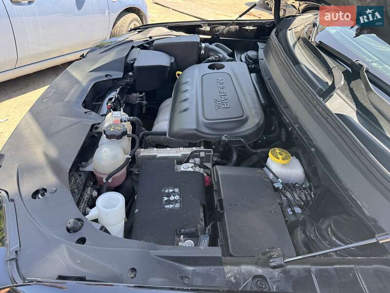 Внедорожник / Кроссовер Jeep Cherokee 2018 в Одессе фото 23 Внедорожник / Кроссовер Jeep Cherokee 2018 в Одессе