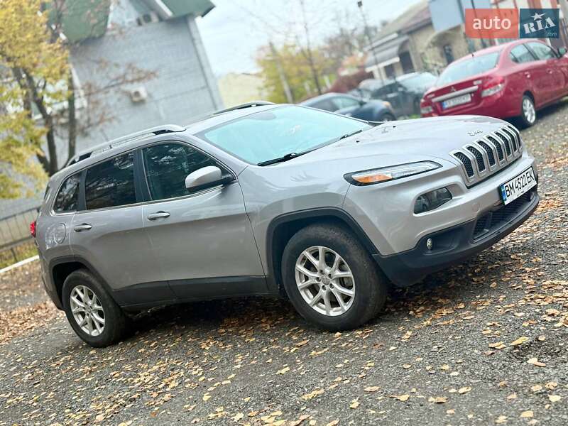 Внедорожник / Кроссовер Jeep Cherokee 2017 в Харькове