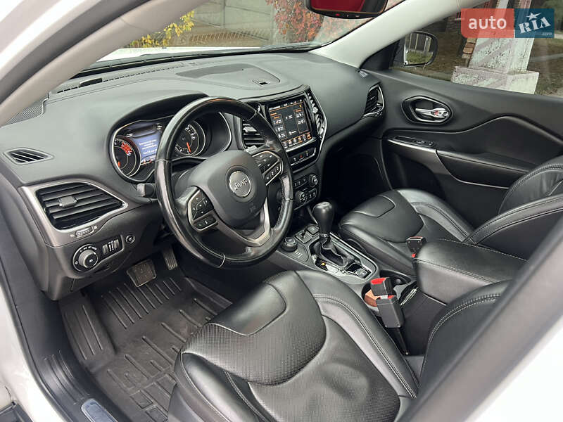 Позашляховик / Кросовер Jeep Cherokee 2020 в Броварах фото 10 Позашляховик / Кросовер Jeep Cherokee 2020 в Броварах