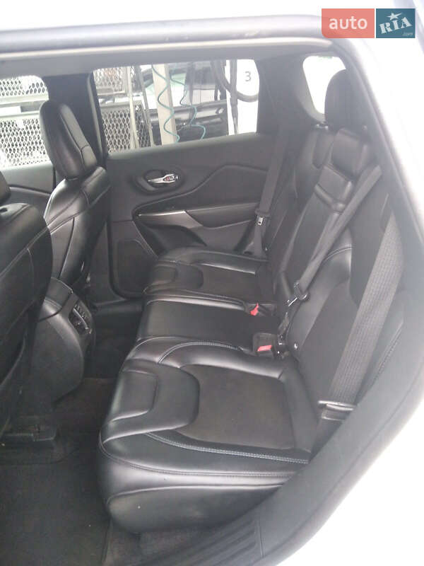 Позашляховик / Кросовер Jeep Cherokee 2019 в Тернополі