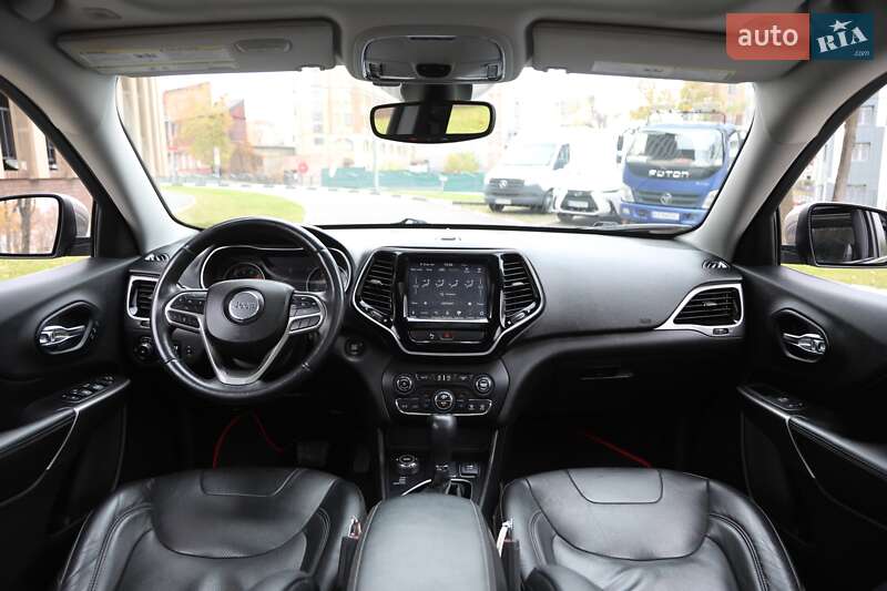 Внедорожник / Кроссовер Jeep Cherokee 2018 в Харькове фото 13 Внедорожник / Кроссовер Jeep Cherokee 2018 в Харькове