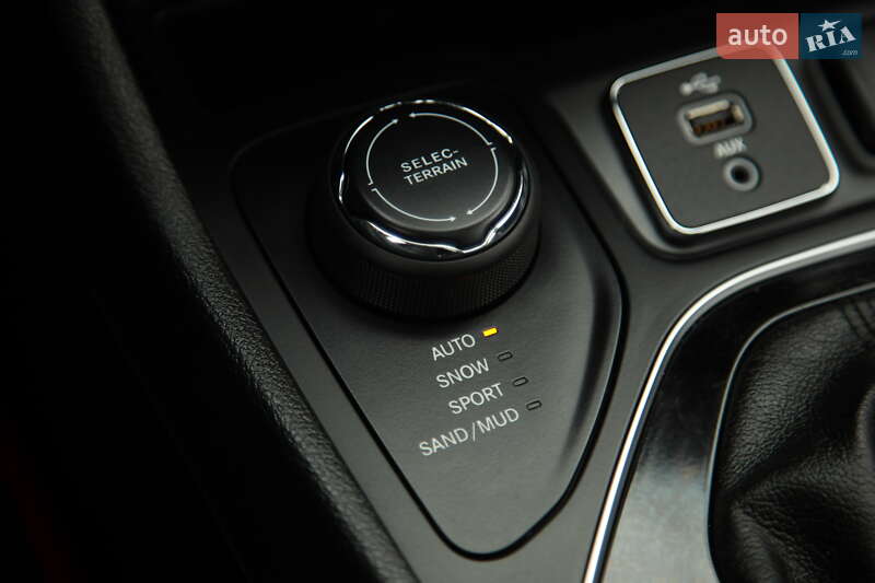 Внедорожник / Кроссовер Jeep Cherokee 2018 в Харькове фото 21 Внедорожник / Кроссовер Jeep Cherokee 2018 в Харькове