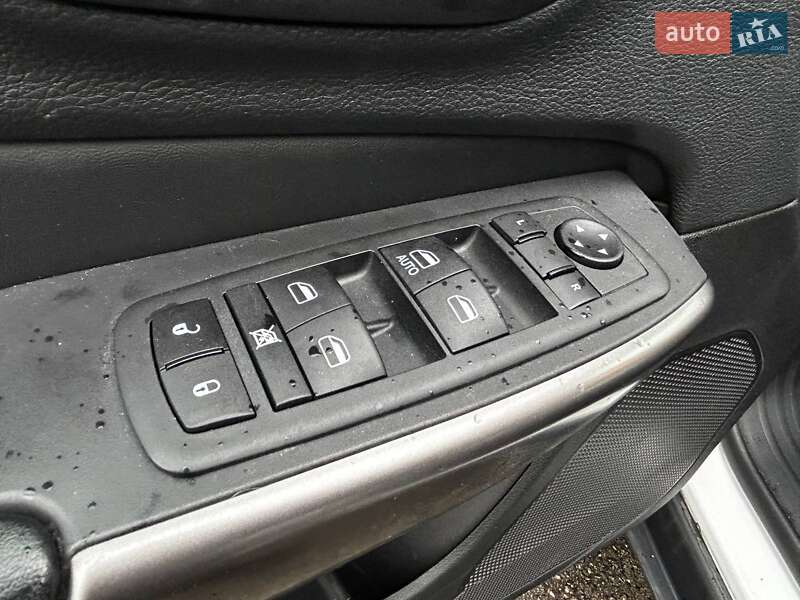 Внедорожник / Кроссовер Jeep Cherokee 2020 в Киеве