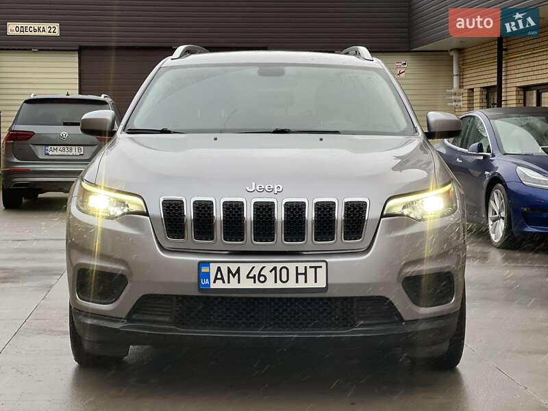 Внедорожник / Кроссовер Jeep Cherokee 2020 в Бердичеве