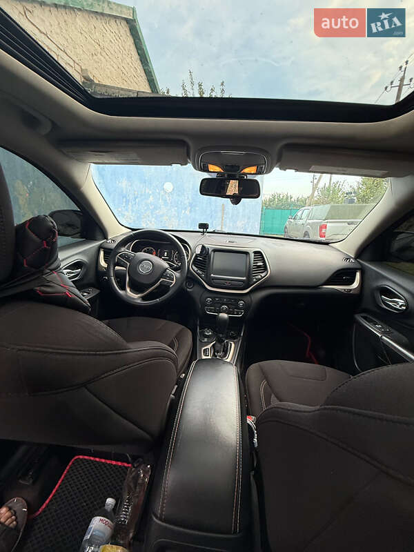 Внедорожник / Кроссовер Jeep Cherokee 2016 в Подольске