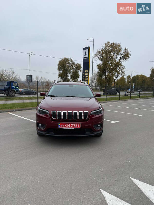 Внедорожник / Кроссовер Jeep Cherokee 2018 в Киеве