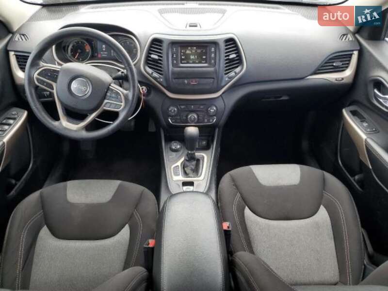 Позашляховик / Кросовер Jeep Cherokee 2017 в Рівному