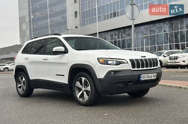 Позашляховик / Кросовер Jeep Cherokee 2020 в Києві