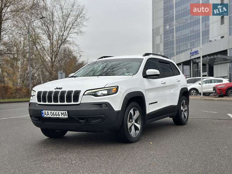 Позашляховик / Кросовер Jeep Cherokee 2020 в Києві