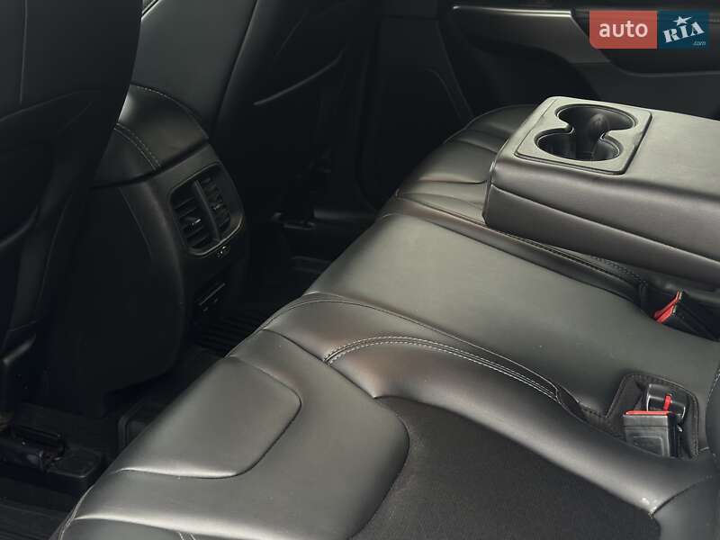 Позашляховик / Кросовер Jeep Cherokee 2020 в Києві