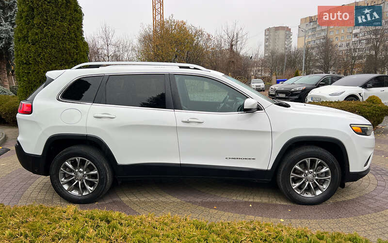 Позашляховик / Кросовер Jeep Cherokee 2019 в Львові