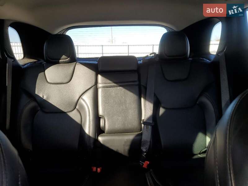 Внедорожник / Кроссовер Jeep Cherokee 2019 в Черкассах