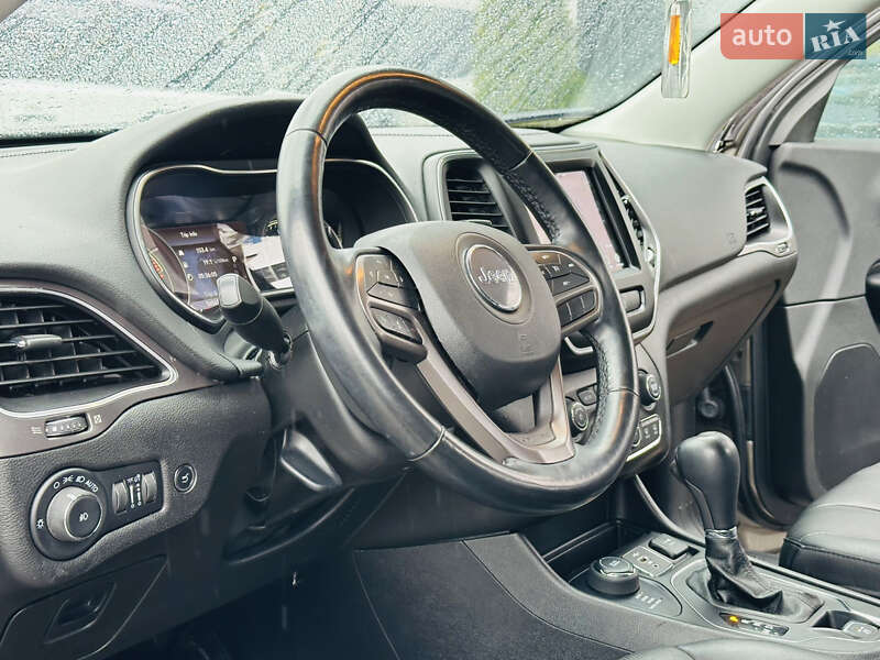 Позашляховик / Кросовер Jeep Cherokee 2020 в Харкові