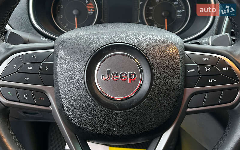 Позашляховик / Кросовер Jeep Cherokee 2019 в Коломиї