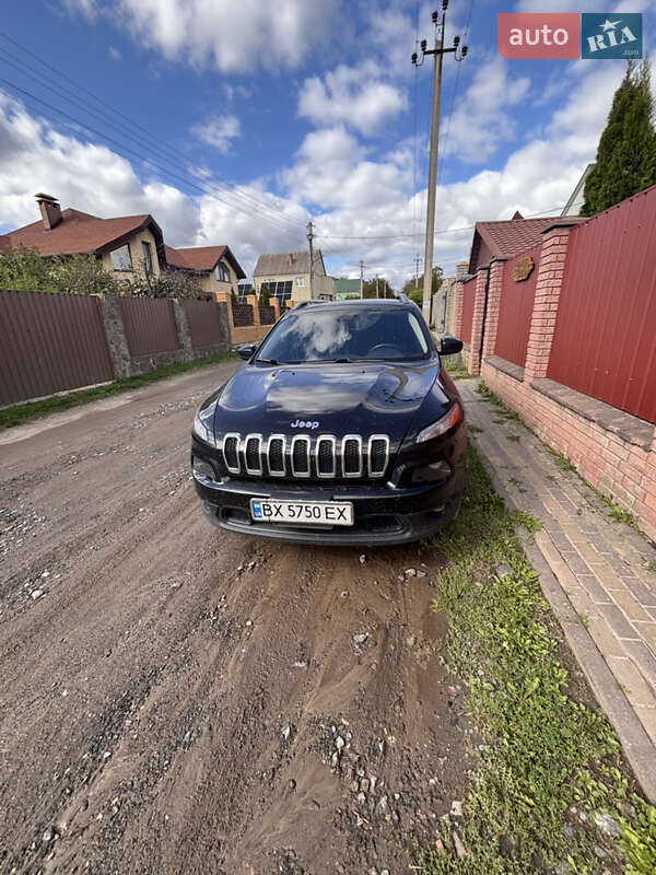 Позашляховик / Кросовер Jeep Cherokee 2015 в Хмельницькому фото 31 Позашляховик / Кросовер Jeep Cherokee 2015 в Хмельницькому