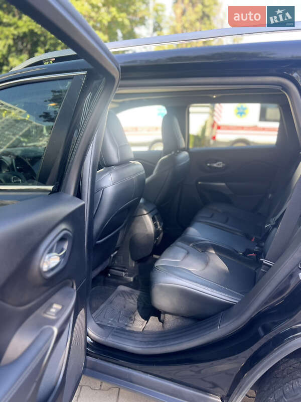 Внедорожник / Кроссовер Jeep Cherokee 2021 в Одессе фото 10 Внедорожник / Кроссовер Jeep Cherokee 2021 в Одессе