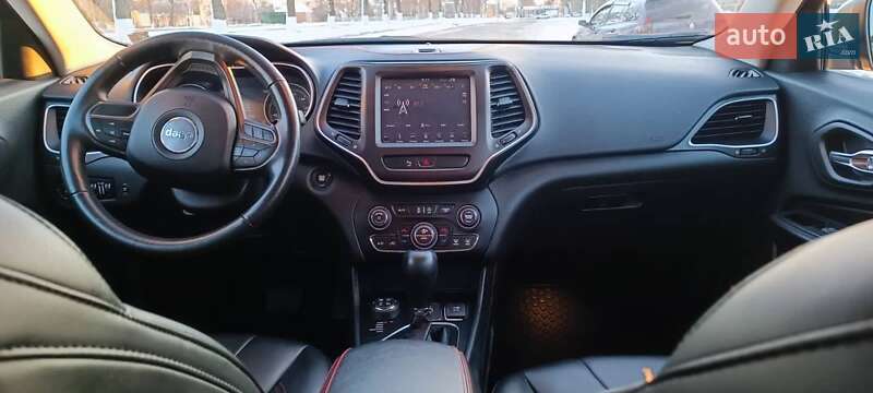 Внедорожник / Кроссовер Jeep Cherokee 2018 в Львове