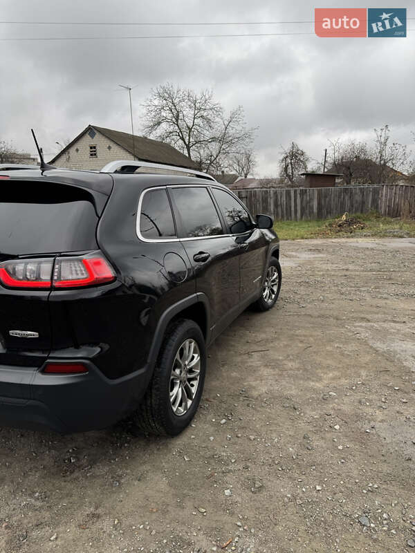 Внедорожник / Кроссовер Jeep Cherokee 2018 в Киеве