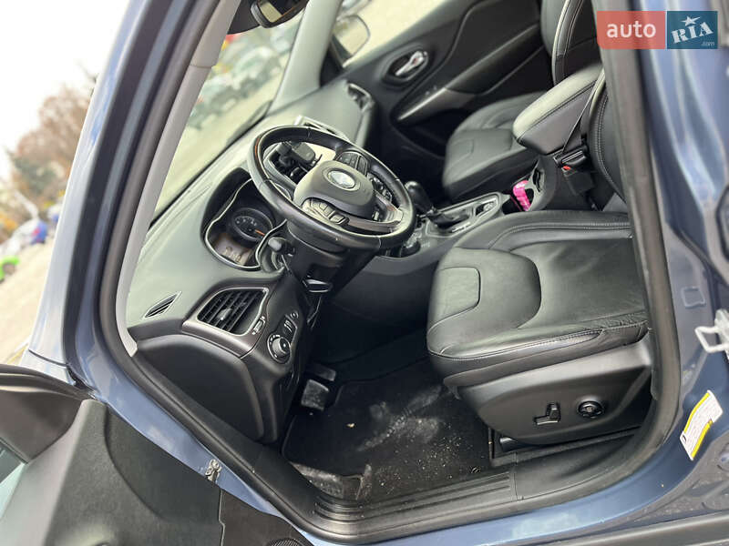 Внедорожник / Кроссовер Jeep Cherokee 2021 в Харькове фото 12 Внедорожник / Кроссовер Jeep Cherokee 2021 в Харькове