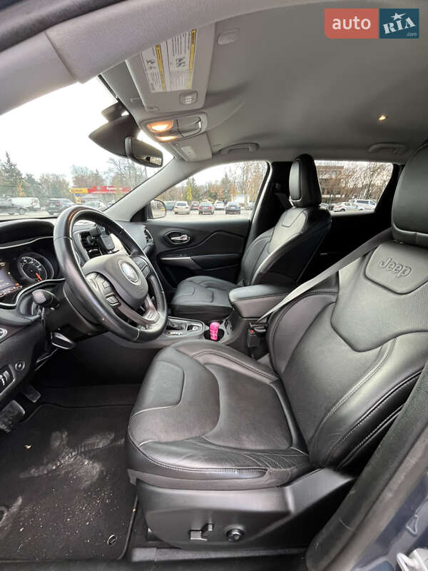 Внедорожник / Кроссовер Jeep Cherokee 2021 в Харькове фото 16 Внедорожник / Кроссовер Jeep Cherokee 2021 в Харькове