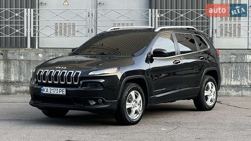 Внедорожник / Кроссовер Jeep Cherokee 2014 в Киеве