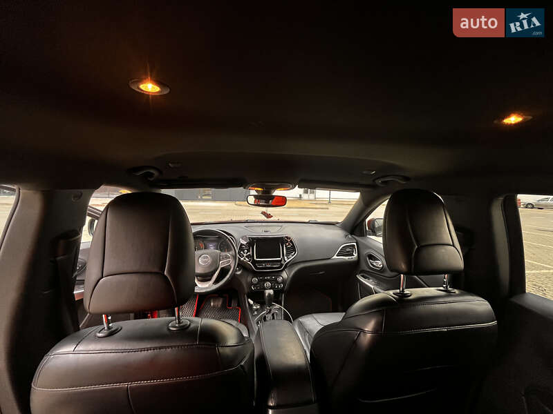 Внедорожник / Кроссовер Jeep Cherokee 2018 в Львове фото 14 Внедорожник / Кроссовер Jeep Cherokee 2018 в Львове
