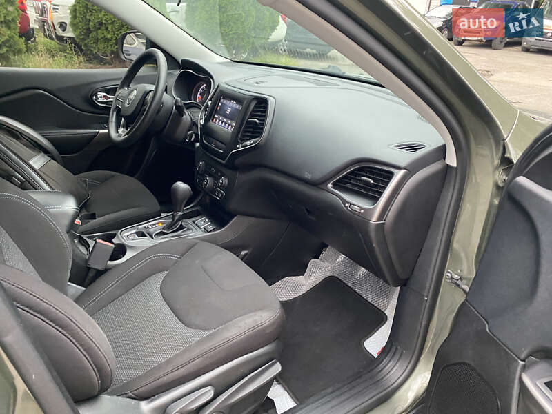 Внедорожник / Кроссовер Jeep Cherokee 2020 в Киеве фото 8 Внедорожник / Кроссовер Jeep Cherokee 2020 в Киеве