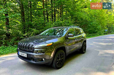 Внедорожник / Кроссовер Jeep Cherokee 2017 в Киеве