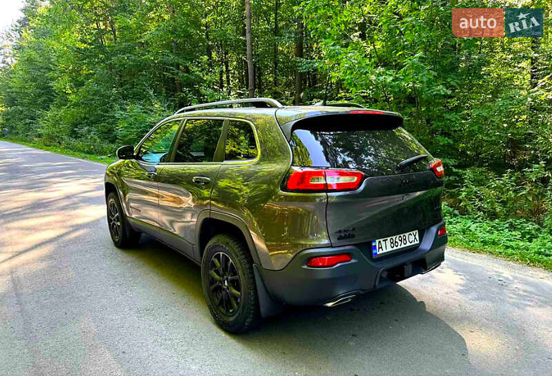 Внедорожник / Кроссовер Jeep Cherokee 2017 в Киеве фото 2 Внедорожник / Кроссовер Jeep Cherokee 2017 в Киеве