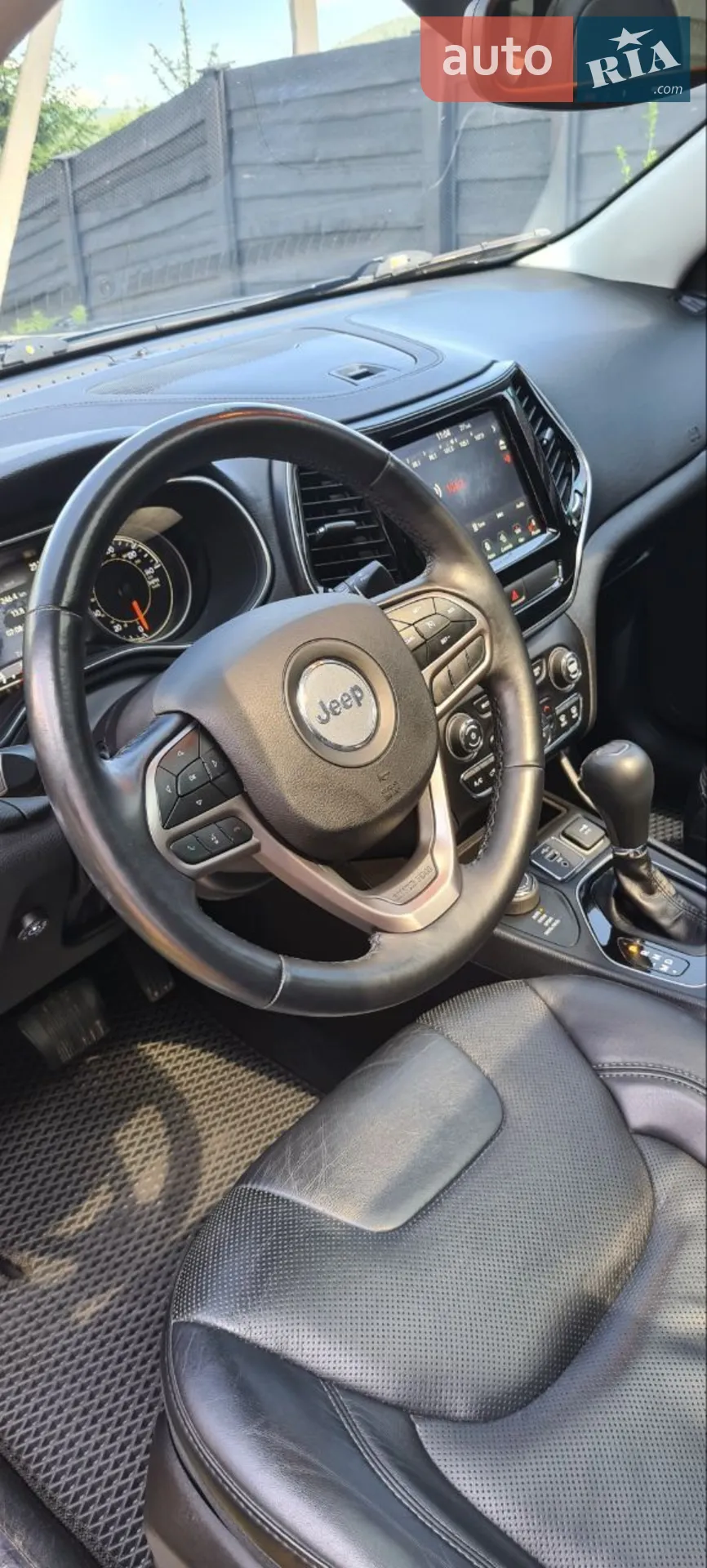 2019 Jeep Cherokee - мініатюра 19