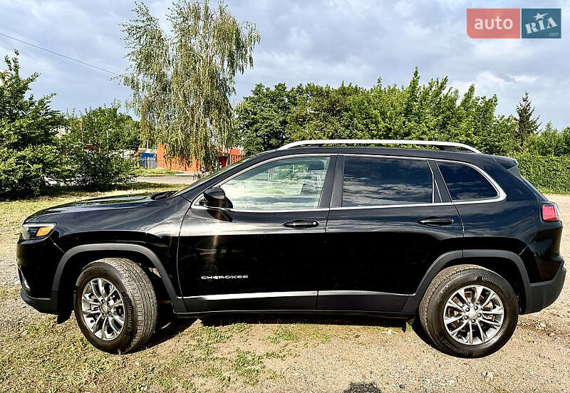 Внедорожник / Кроссовер Jeep Cherokee 2018 в Броварах