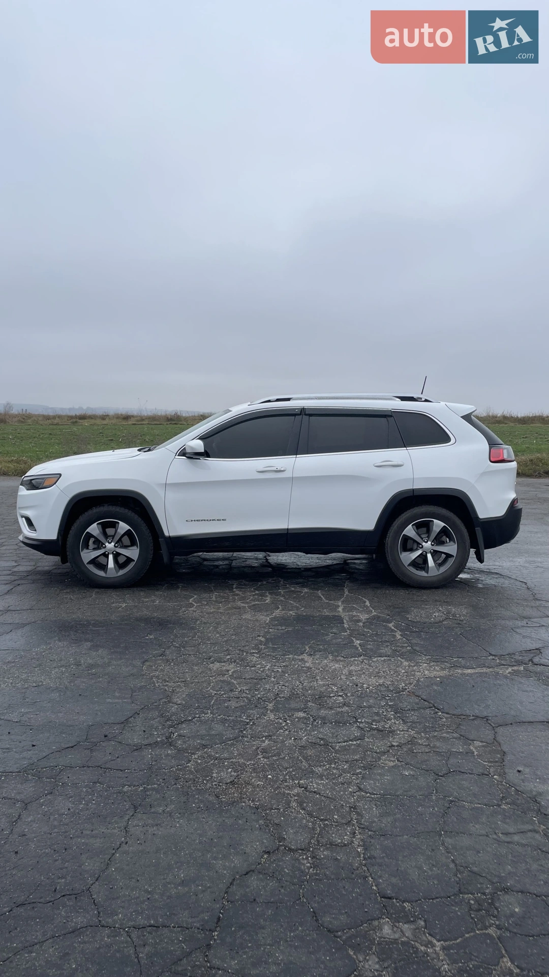 2018 Jeep Cherokee - мініатюра 2