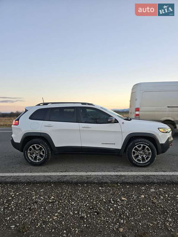 Внедорожник / Кроссовер Jeep Cherokee 2020 в Ивано-Франковске фото 5 Внедорожник / Кроссовер Jeep Cherokee 2020 в Ивано-Франковске
