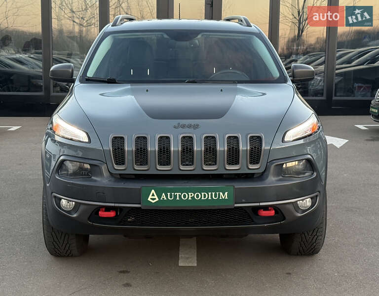 Внедорожник / Кроссовер Jeep Cherokee 2014 в Киеве