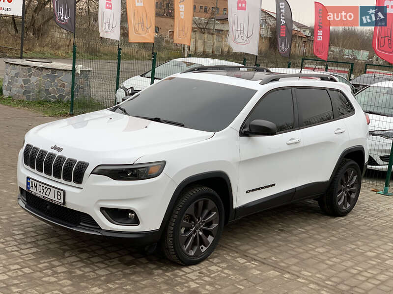 Внедорожник / Кроссовер Jeep Cherokee 2021 в Бердичеве