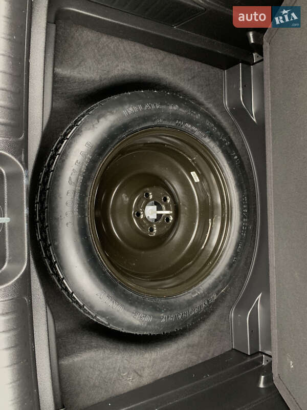 Внедорожник / Кроссовер Jeep Cherokee 2021 в Бердичеве