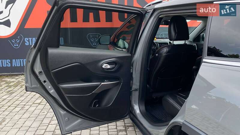 Внедорожник / Кроссовер Jeep Cherokee 2019 в Виннице фото 25 Внедорожник / Кроссовер Jeep Cherokee 2019 в Виннице