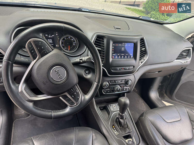 Внедорожник / Кроссовер Jeep Cherokee 2020 в Броварах