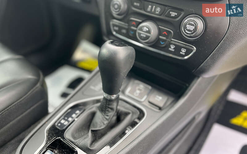 Внедорожник / Кроссовер Jeep Cherokee 2020 в Коломые фото 15 Внедорожник / Кроссовер Jeep Cherokee 2020 в Коломые