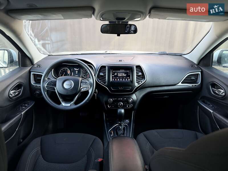 Внедорожник / Кроссовер Jeep Cherokee 2019 в Львове