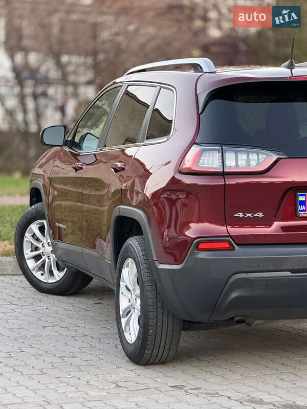 Позашляховик / Кросовер Jeep Cherokee 2019 в Львові
