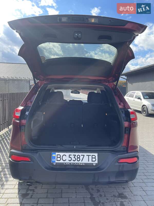 Внедорожник / Кроссовер Jeep Cherokee 2016 в Ременове фото 10 Внедорожник / Кроссовер Jeep Cherokee 2016 в Ременове