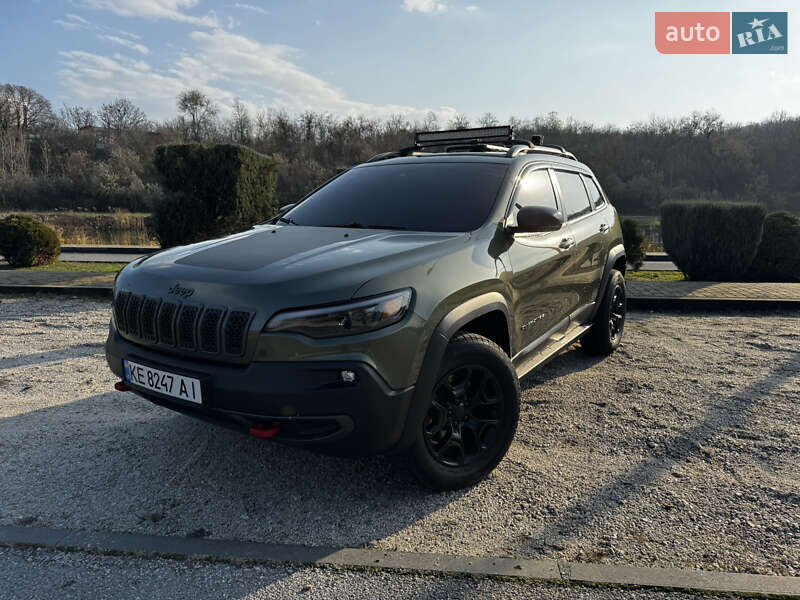 Внедорожник / Кроссовер Jeep Cherokee 2018 в Днепре