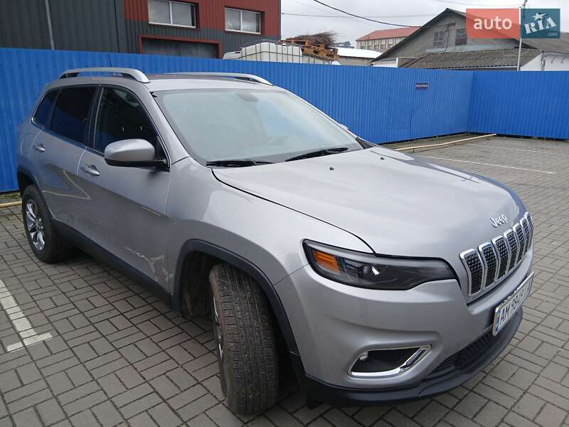 Внедорожник / Кроссовер Jeep Cherokee 2019 в Житомире