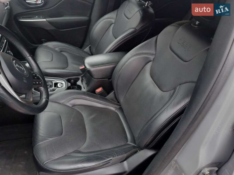 Позашляховик / Кросовер Jeep Cherokee 2019 в Рівному фото 10 Позашляховик / Кросовер Jeep Cherokee 2019 в Рівному