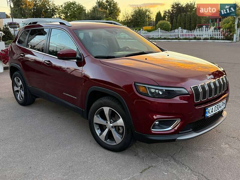 Позашляховик / Кросовер Jeep Cherokee 2021 в Києві