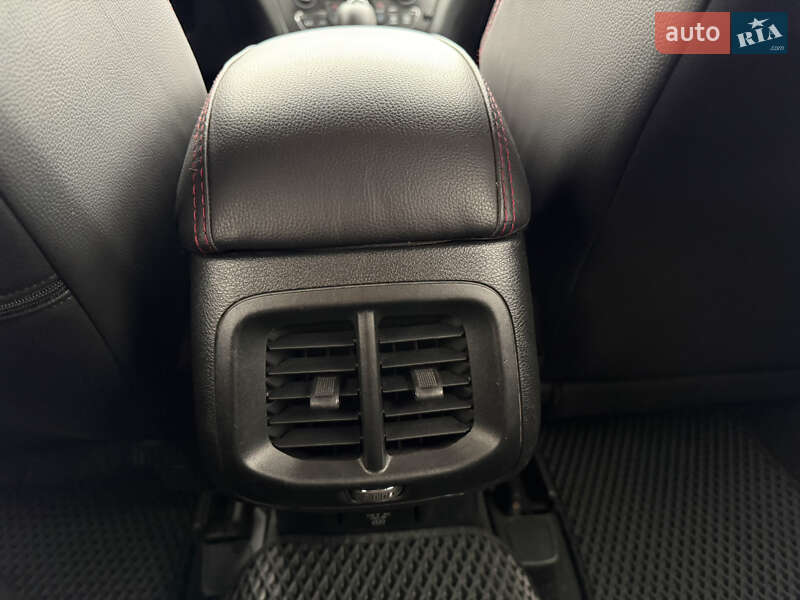 Внедорожник / Кроссовер Jeep Cherokee 2015 в Виннице