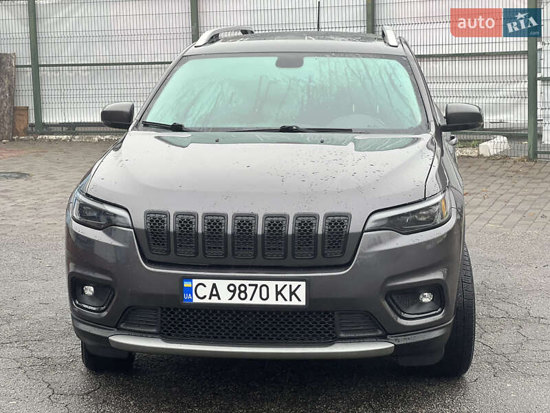 Позашляховик / Кросовер Jeep Cherokee 2019 в Черкасах