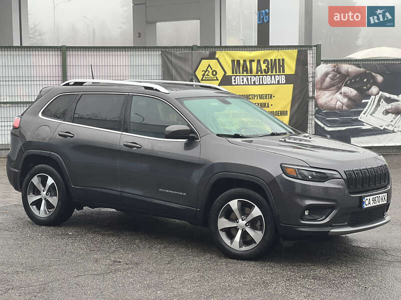 Позашляховик / Кросовер Jeep Cherokee 2019 в Черкасах